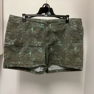 Lee Green and Brown Shorts with Tropical Print